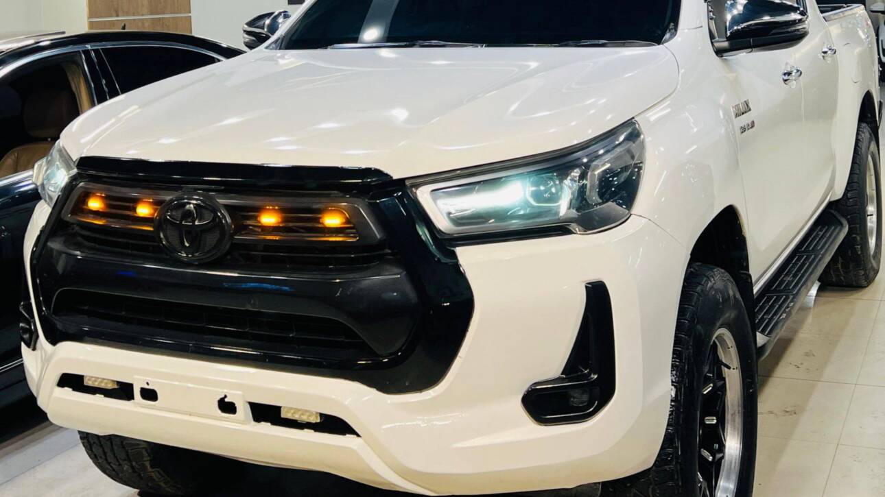 Toyota Hilux Revo V 2.8D