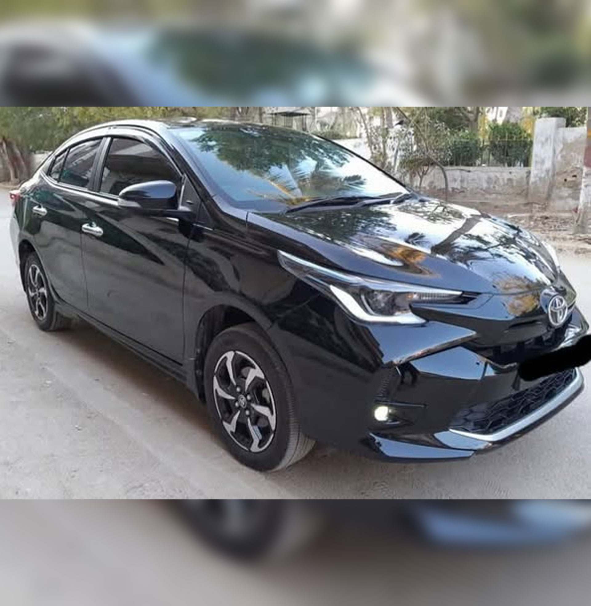 TOYOTA YARIS