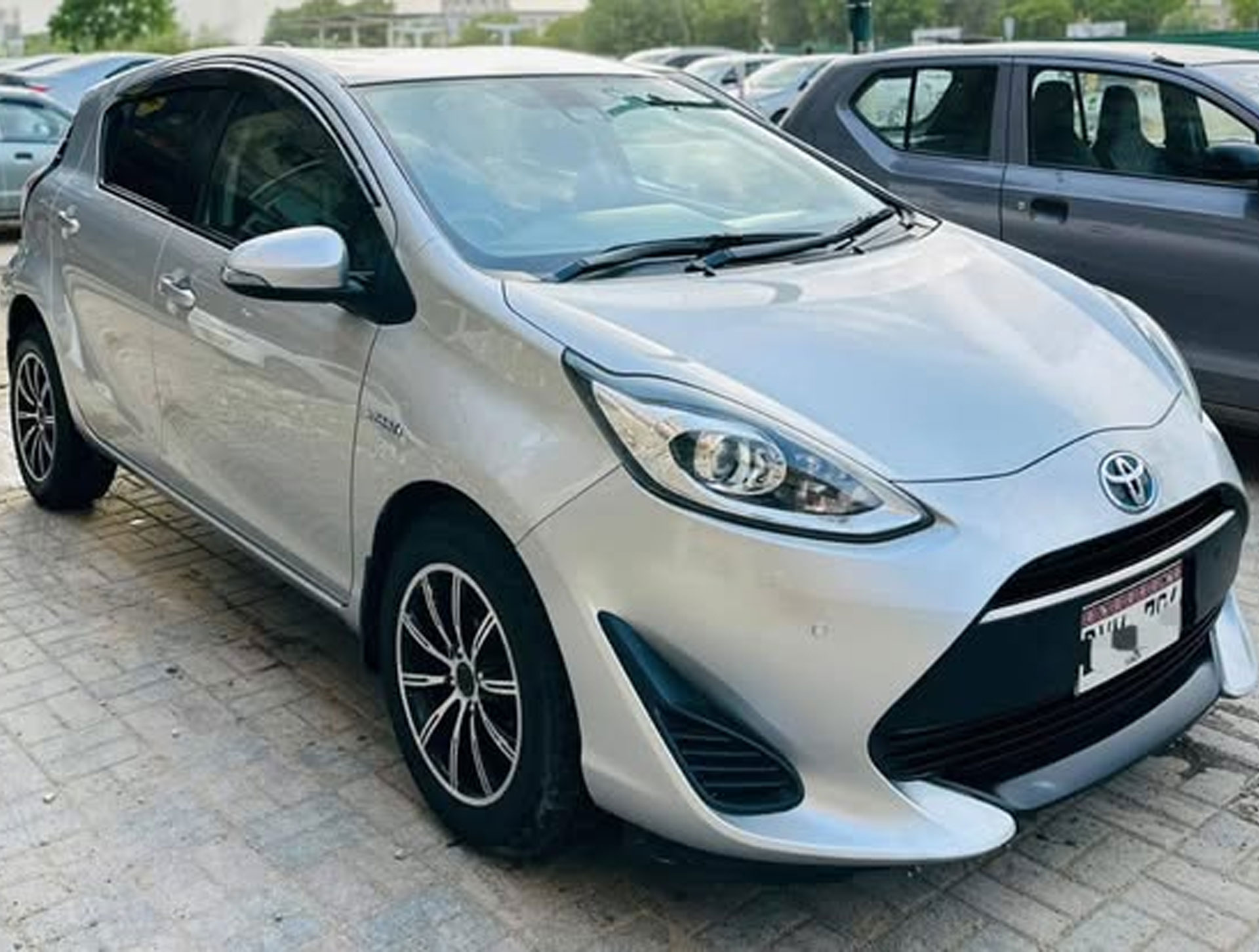 Toyota Aqua Hybrid S Push Start
