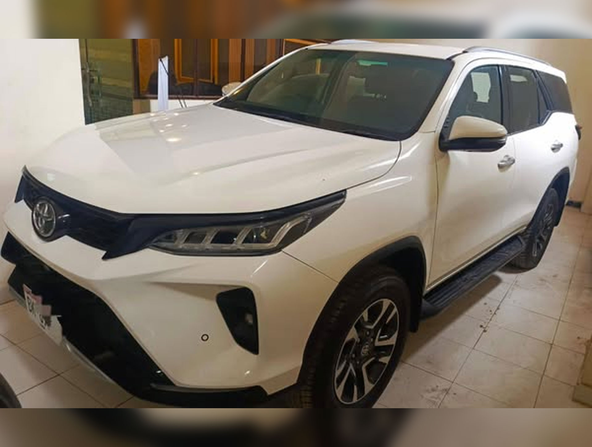 Toyota Fortuner Legender 2.8