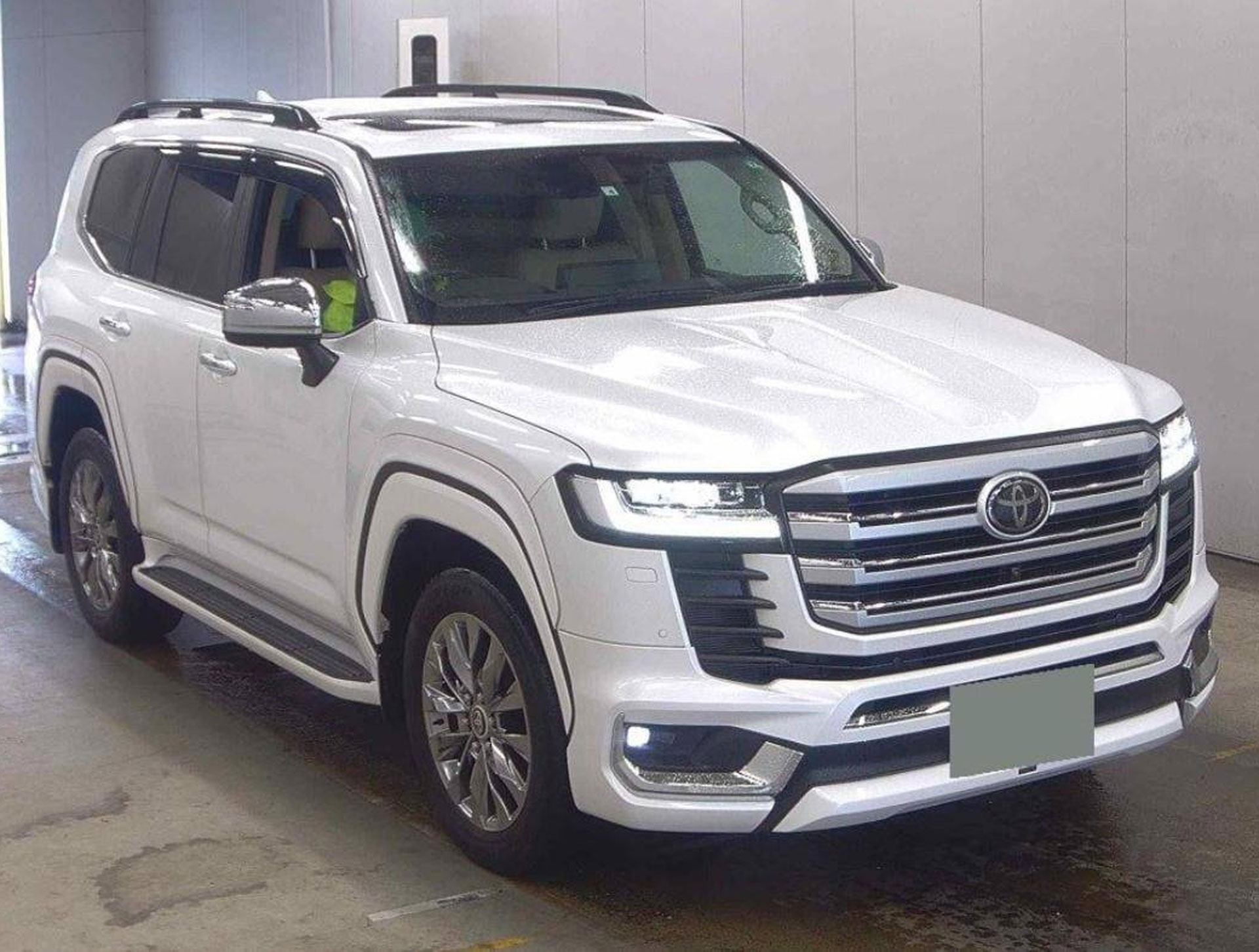 Toyota Land Cruiser LC300